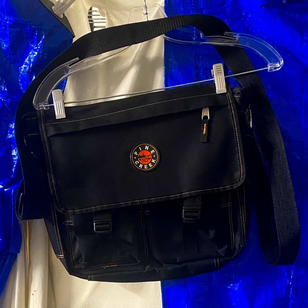Pine Creek Black Laptop Bag